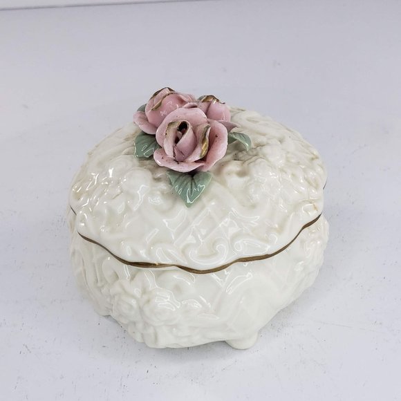 Porcelain Embossed Trinket Box Lidded Roses - Picture 4 of 8